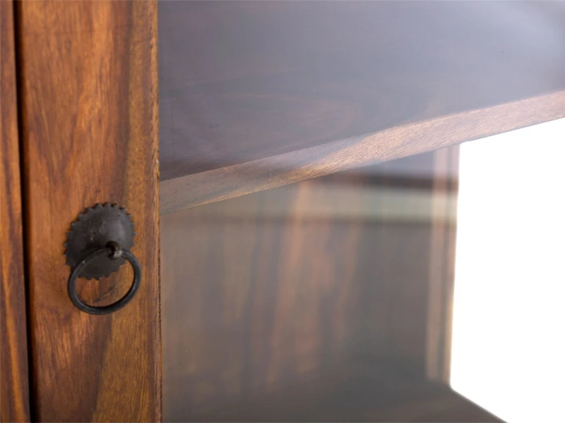 Vitrine-Merlin5c41855c92318.jpg