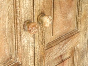 kleiderschrank-patina-flurmoebel-vollmassiv-mango54e6934810113.jpg