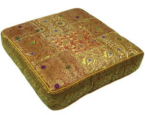 orientalna-kwadratowa-poduszka-na-podłogę-złota-50x50cm