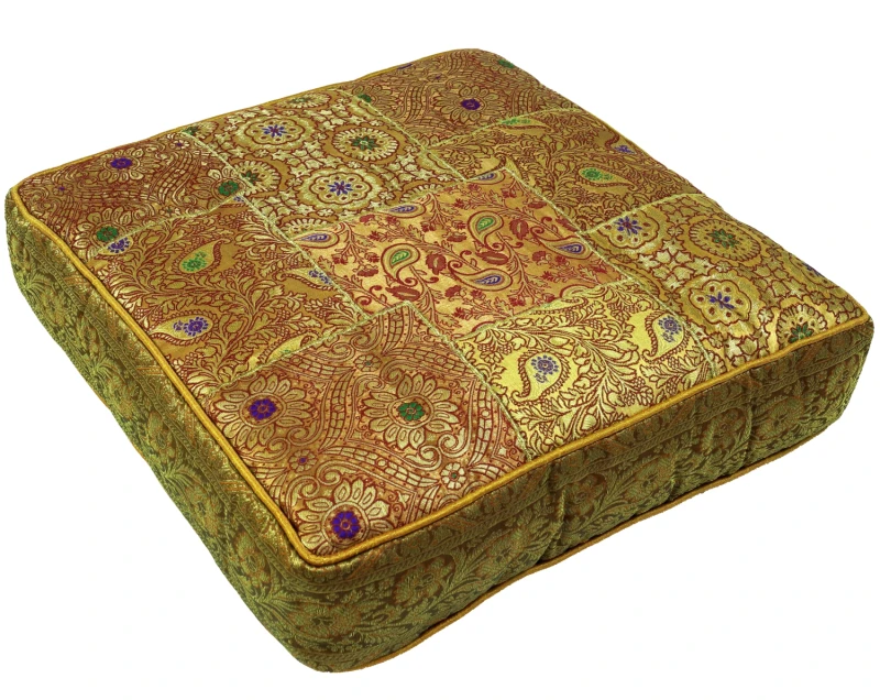 orientalna-kwadratowa-poduszka-na-podłogę-złota-50x50cm