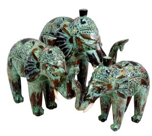 geschnitzter-elefant-groessen-gruen-34391.jpg