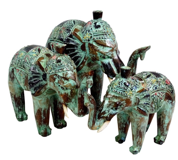 geschnitzter-elefant-groessen-gruen-34391.jpg