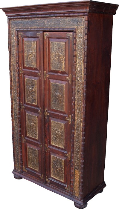schrank-kleiderschrank-messingverzierungen-jh-21787.jpg